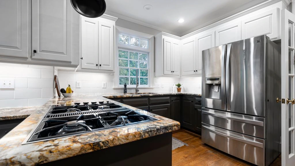 Bếp căn hộ Vinhomes tại Thuận An